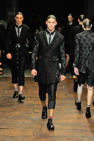 Comme des Garcons / - 2012